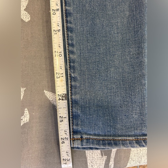 👖”American Eagle” Ladies Blue Super Stretch Skinny Jeans with Subtle Whiskering💙 - Picture 14 of 15